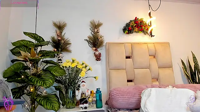 Rachel__Lang's cam snapshot