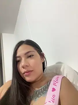 Latina_vanessa's cam snapshot