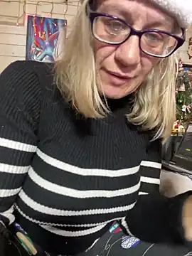 TrenaAnne's cam snapshot