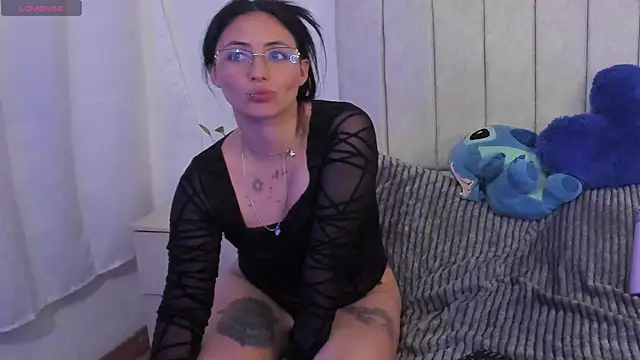 anny_roberts's cam snapshot