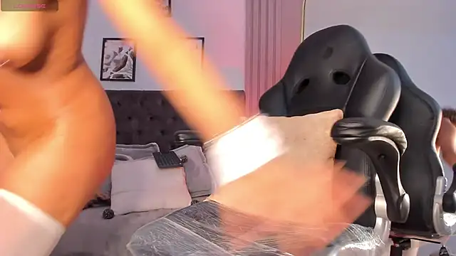 sade_jackson1's cam snapshot