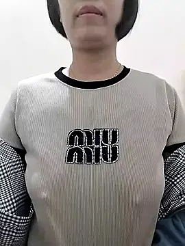 love_sexy090's cam snapshot