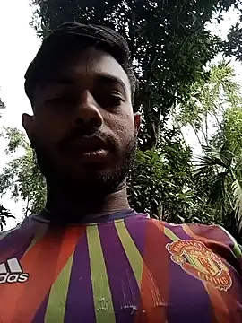 X-_boy's cam snapshot