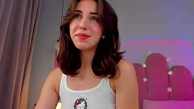 ElsaYoung's cam snapshot