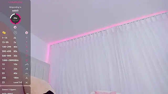 ami_sweet18's cam snapshot