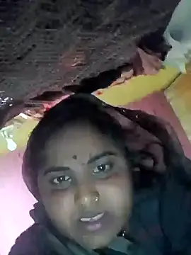 Pooja_hote's cam snapshot