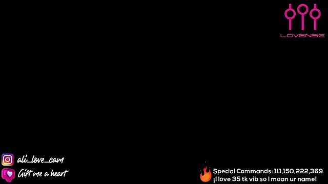 Ali-love-hotwife's cam snapshot