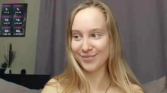 SoonMoor live sex cam