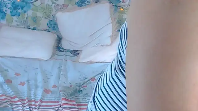 Sweeetnaughty's cam snapshot