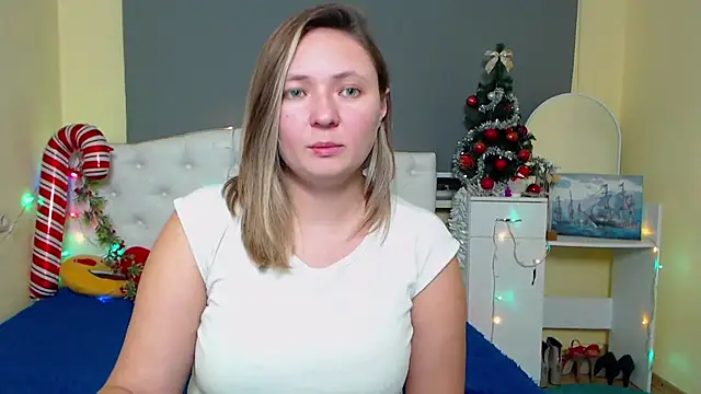 SallyVerda's cam snapshot