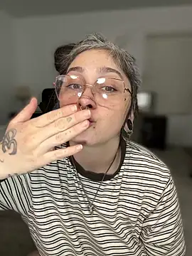 Alix_Valentine's cam snapshot