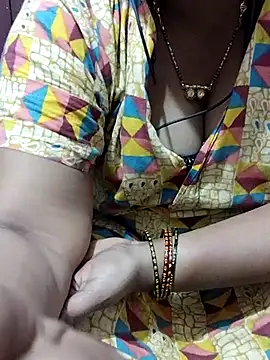 yours-kavaya's cam snapshot