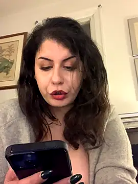 holyeroticss's cam snapshot