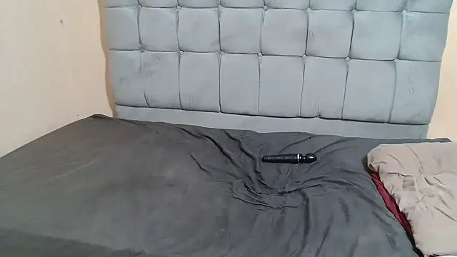 curveAss222's cam snapshot