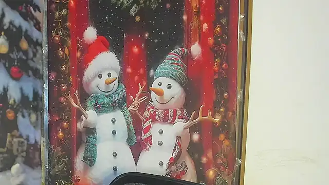 nicol_jone1's cam snapshot