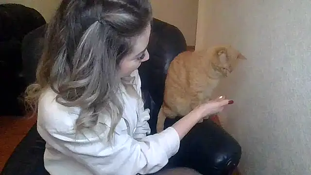 Miss_solomia's cam snapshot