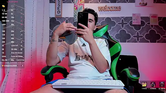 BrandoCraw's cam snapshot