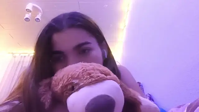 Mona_Slearys's cam snapshot