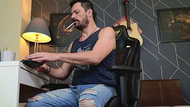 ChrisKox live sex cam