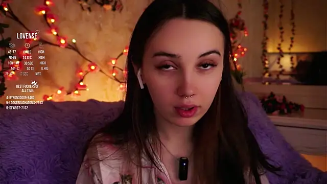 GillianDowdey live sex cam