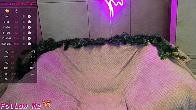 honeybuns_lizzy's cam snapshot