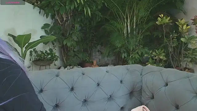 sharon_greey's cam snapshot