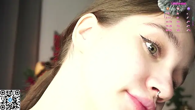 AmiLewis's cam snapshot