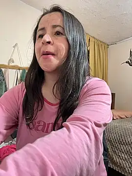 latinfemale's cam snapshot