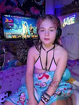 Cutiepiespanks live sex cam