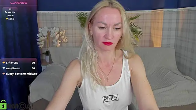 KiraSun's cam snapshot