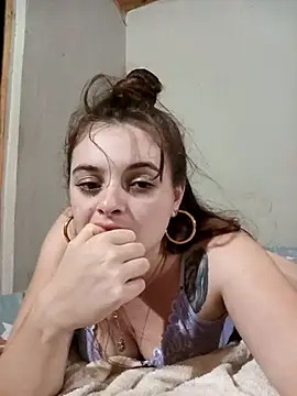 Emmacut's cam snapshot