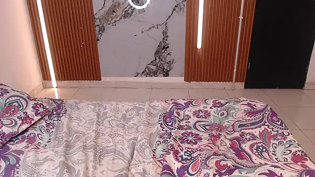 rosselyn_'s cam snapshot