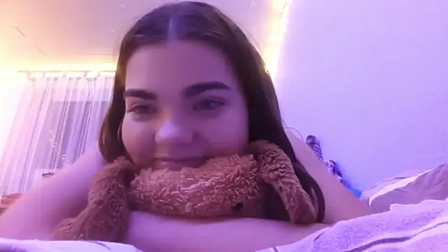 Mona_Slearys's cam snapshot