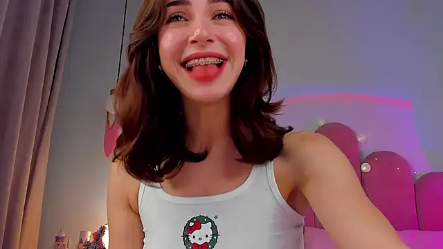 ElsaYoung's cam snapshot