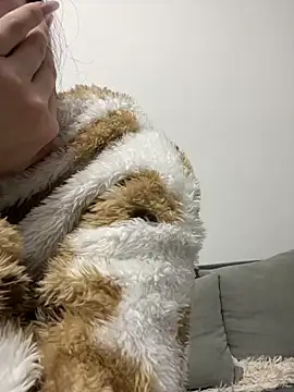 AllyDevine's cam snapshot