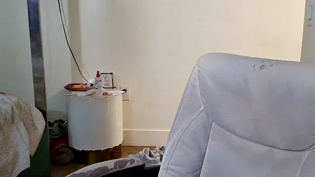 YasmineMinaj's cam snapshot