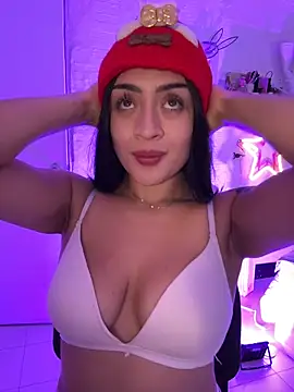 lucianaroy's cam snapshot