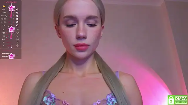 KittenFang's cam snapshot