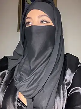 Zeynep-Lahsen's cam snapshot