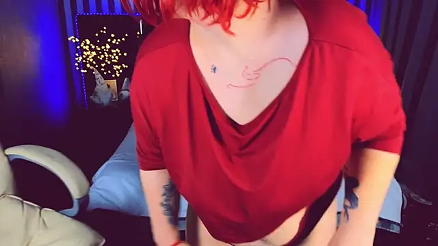 BettyDark's cam snapshot