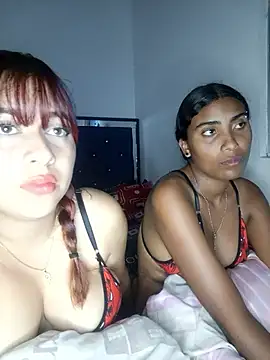 Chloe_Sky_love live sex cam