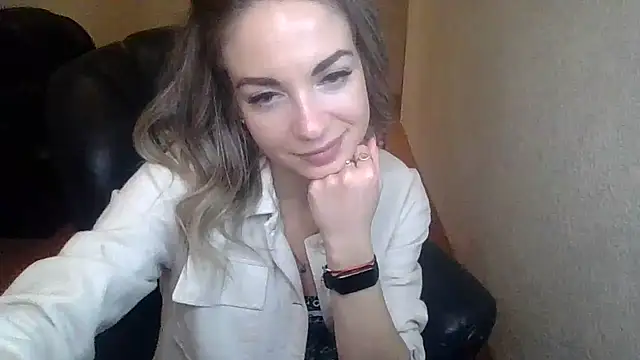 Miss_solomia's cam snapshot