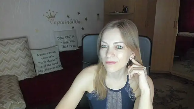 Tiffany_Bates's cam snapshot