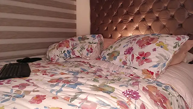 Roussmariehenao's cam snapshot