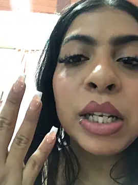 Rachellcooperrr's cam snapshot