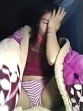 lylylove live sex cam