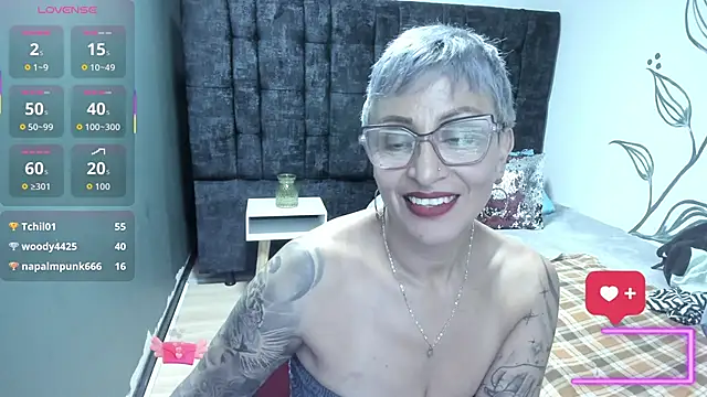 Charlotte__Gray's cam snapshot