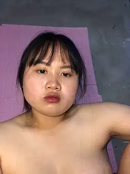 dovia-ba's cam snapshot