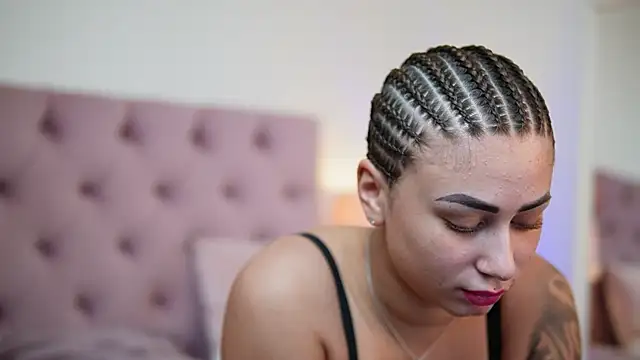 AmeliaJupiter's cam snapshot