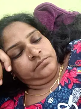 navyasree143's cam snapshot